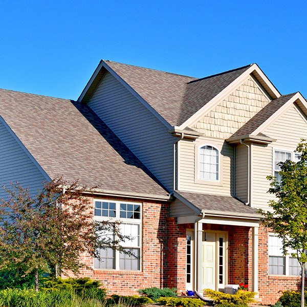 home getting a free roofing quote in Rumford