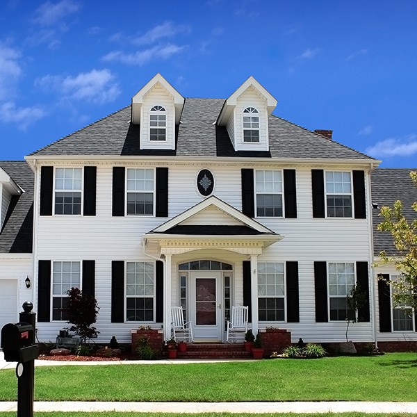 home getting a free roofing quote in Assonet