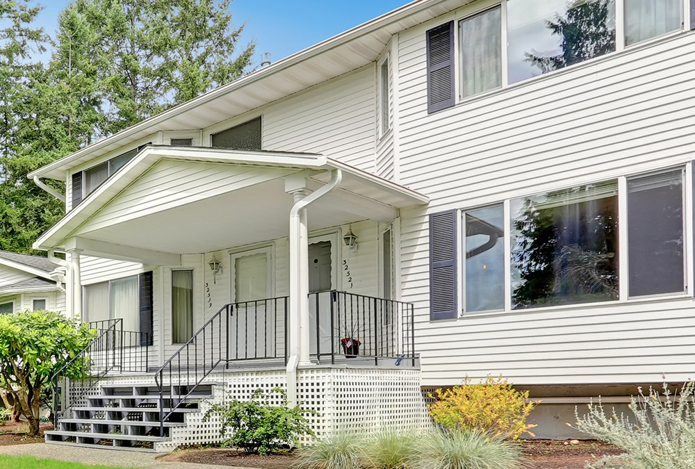 window installation completed by window replacement contractors in west warwick