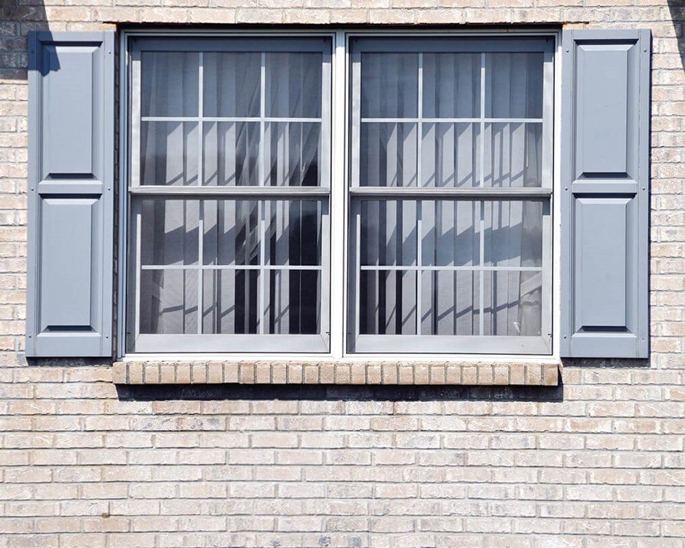 single hung window replacement in Massachusetts