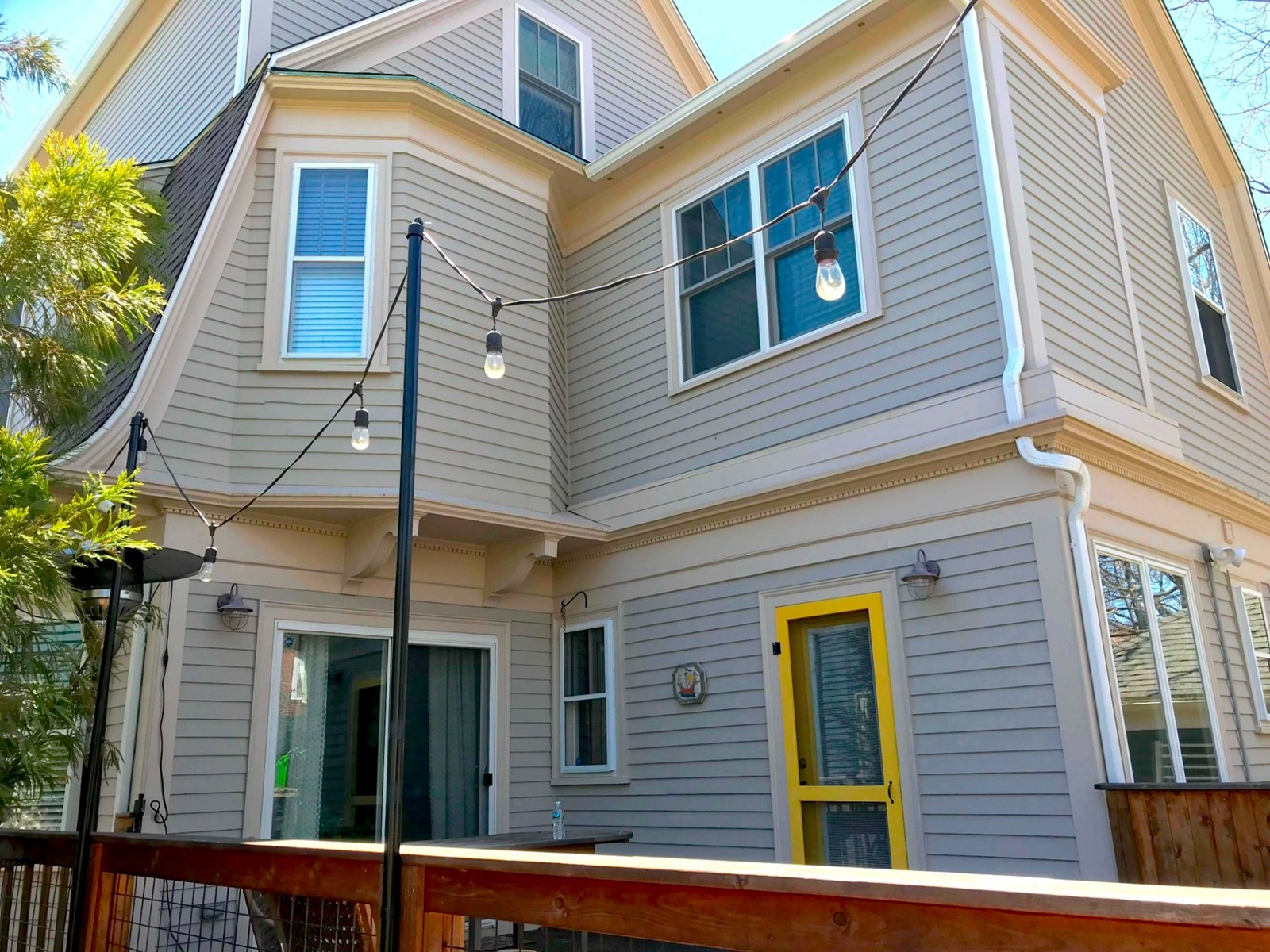 Fiber cement siding replacement services